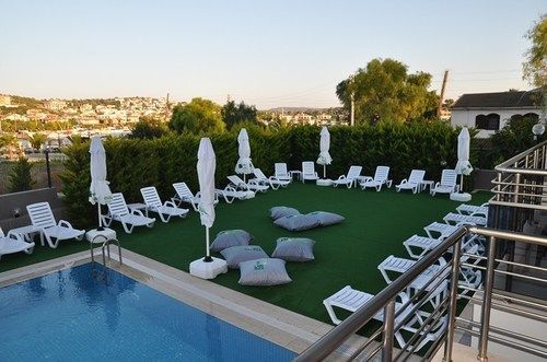 Suena Hotel Çeşme Εξωτερικό φωτογραφία